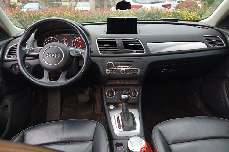 Used Audi Q3 2017 30 TFSI Fashion Model
