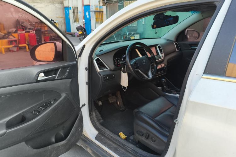 Used Hyundai Tucson 2018 1.6T Dual-Clutch Two-Wheel Drive 15th Anniversary Special Edition