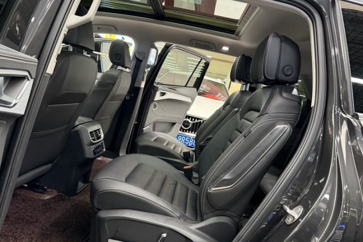 Used Volkswagen Talagon 2023 Facelift 380TSI All-Wheel-Drive Luxury Jiajing Pro 6-Seater