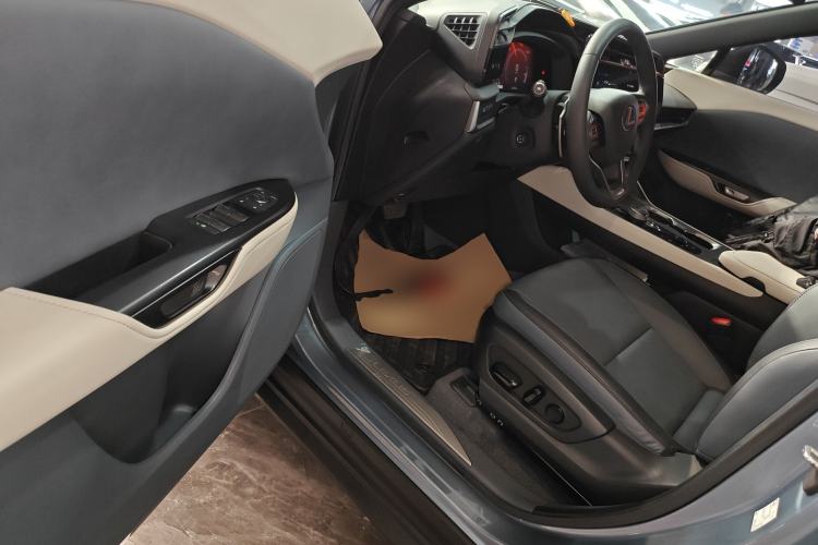 Used Lexus RZ 2023 450e All-Wheel Drive Luxury Edition
