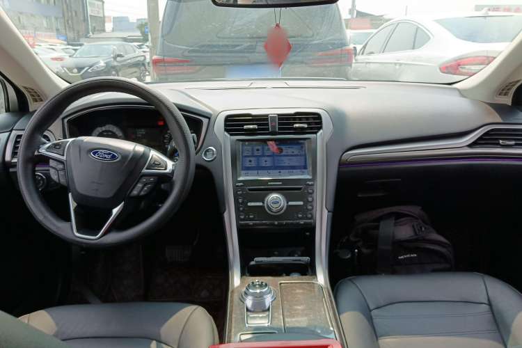 Used Ford Mondeo 2017 EcoBoost 200 Stylish Model
