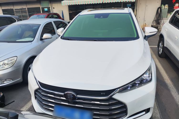 Used BYD Tang 2019 2.0T Automatic SmartConnect Luxury Version 5 Seats China VI Standard