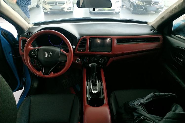 Used Honda Vezel 2019 1.5L CVT Luxury Model China VI
