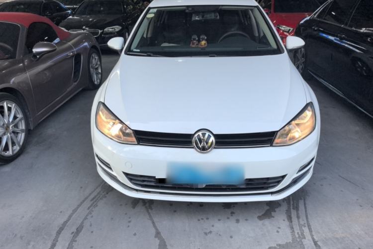 Used Volkswagen Golf 2015 1.6L Automatic Fashion Model
