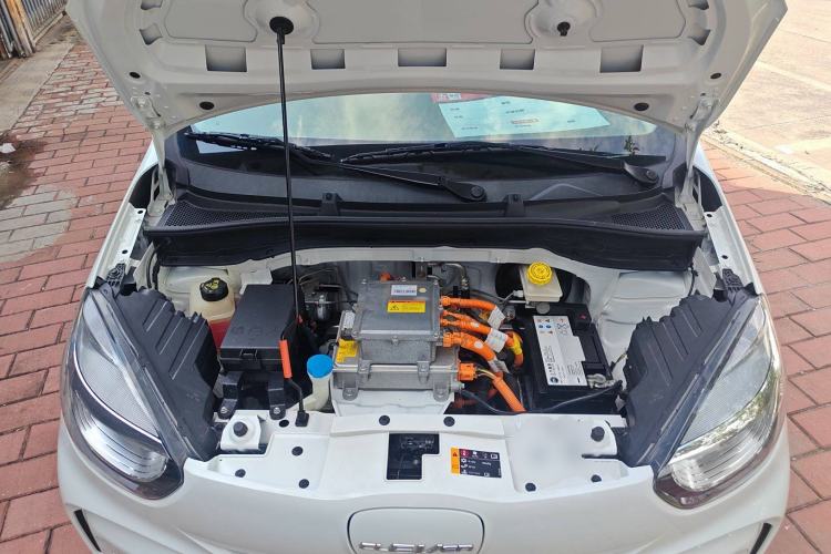 Used Roewe Clever 2021 302 km New Four-Seater Super-Efficient Version
