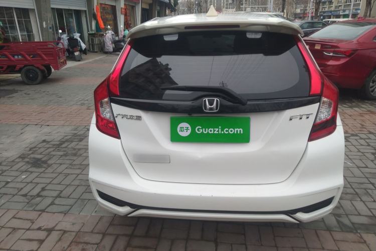 Used Honda Fit 2018 1.5L CVT Comfort Sunroof Version