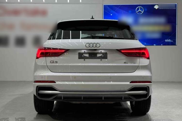 Used Audi Q3 2023 40 TFSI Fashion Dynamic Model
