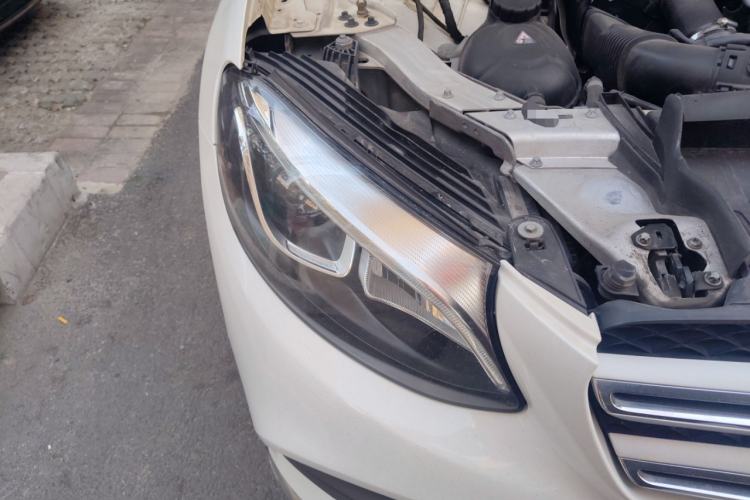 Used Mercedes-Benz GLC 2017 GLC 260 4MATIC Luxury Model
