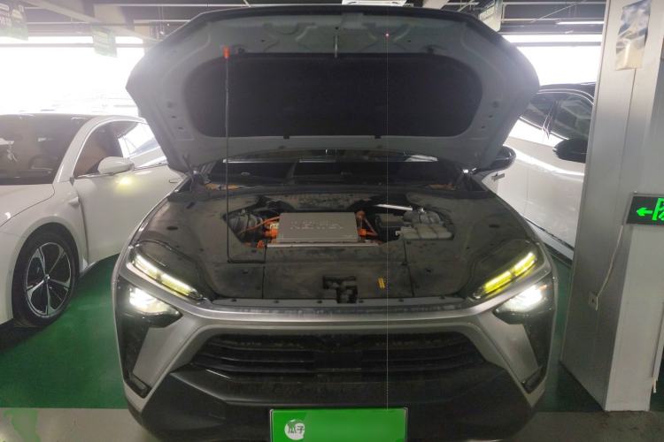 Used Nio ES8 2020 415 km Range 7-Seater Version
