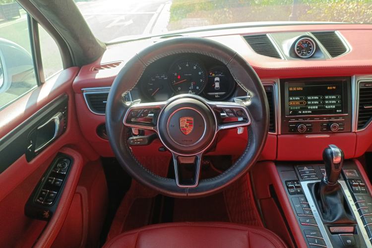 Used Porsche Macan 2014 Macan 2.0T
