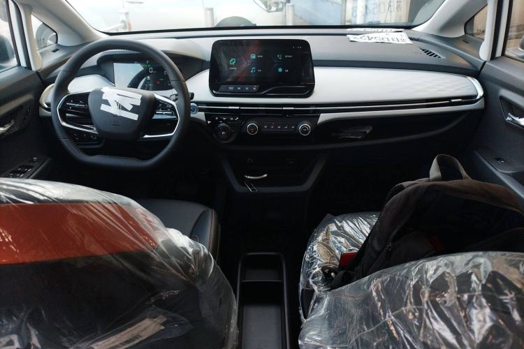 Used Bestune NAT 2023 PRO Comfortable Travel Battery-Swap Version 401km