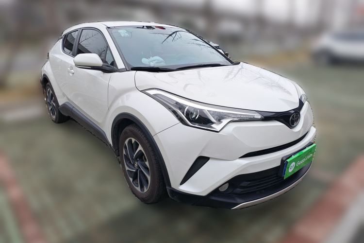 Used Toyota IZOA 2018 2.0L Yichi Edition China V Standard