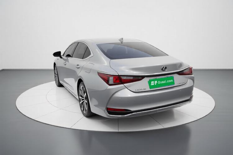 Used Lexus ES 2020 200 Excellence Edition
