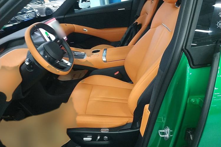 Used  YU7 2025 Ultra-Long Range Rear-Wheel Drive Version
