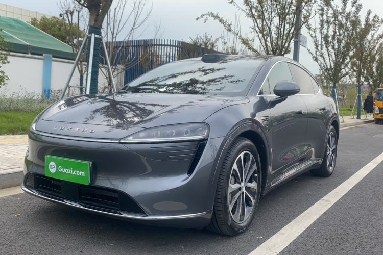 Used Hima Luxeed R7 2025 Range-Extended Version 251 km Max
