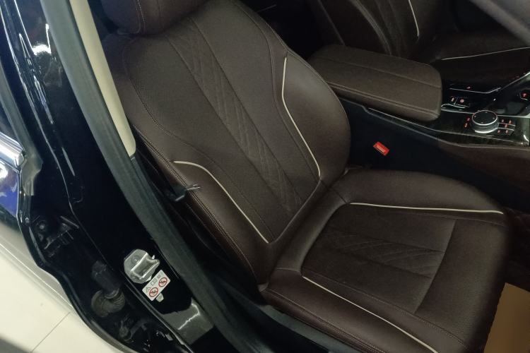 Used BMW 5 Series 2022 Restyled 525Li Luxury Package