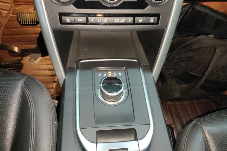 Used Land Rover Discovery Sport 2018 240 PS SE Version
