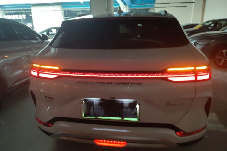 Used BYD Song PLUS New Energy 2024 HONOR Edition DM-i 110km Flagship PLUS
