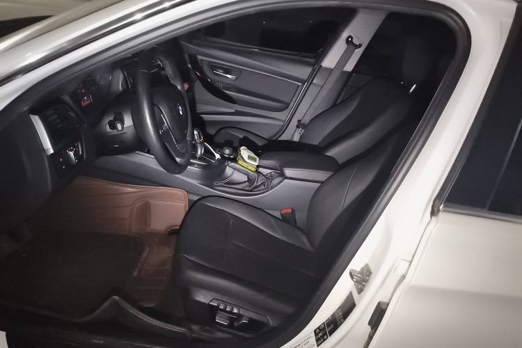 Used BMW 3 Series 2017 320Li xDrive Fashion Model
