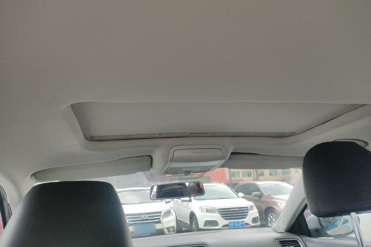 Used Volkswagen Sagitar 2014 Revised Version 1.4TSI Automatic Luxury Edition
