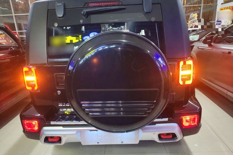 Used BAIC Off-Road BJ40 2023 2.0T Automatic Four-Wheel Drive Urban Hunter Edition Chivalrous Type
