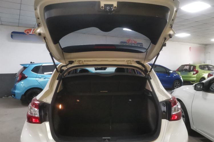 Used Nissan Tiida 2016 1.6L CVT Smart Drive Edition
