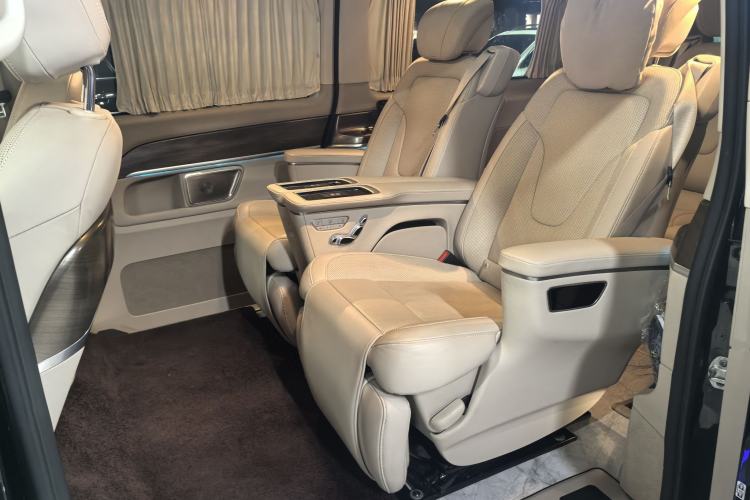 Used Mercedes-Benz V-Class 2022 V 260 L Long-wheelbase Luxury Edition
