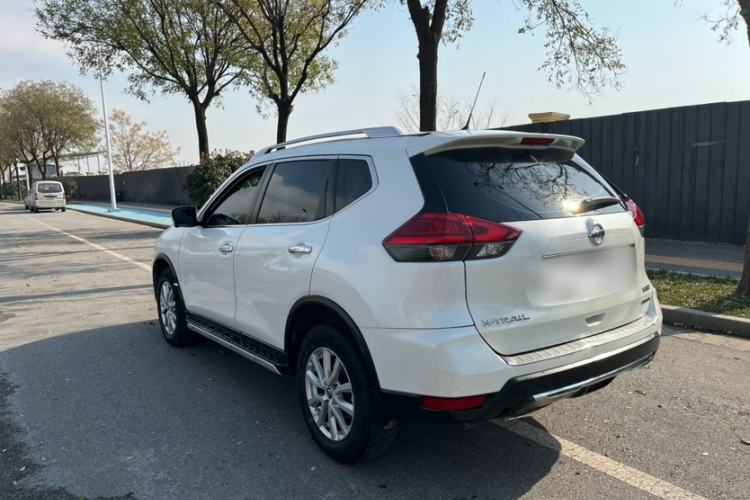 Used Nissan X-Trail 2019 2.0L CVT Smart Connect Comfort Edition 2WD
