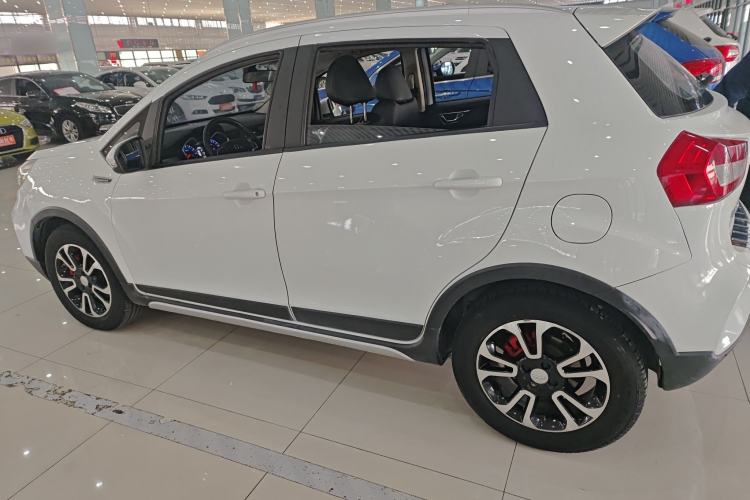 Used Geely Auto Vision X3 2017 1.5L Automatic Prestige Model
