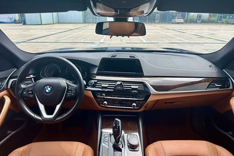 Used BMW 5 Series 2018 528Li Launch Special Edition
