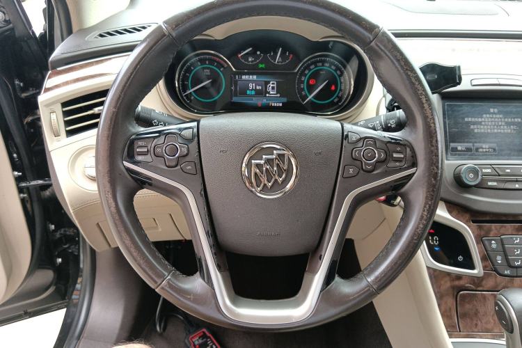 Used Buick LaCrosse 2013 2.4L SIDI Leading Comfort Version
