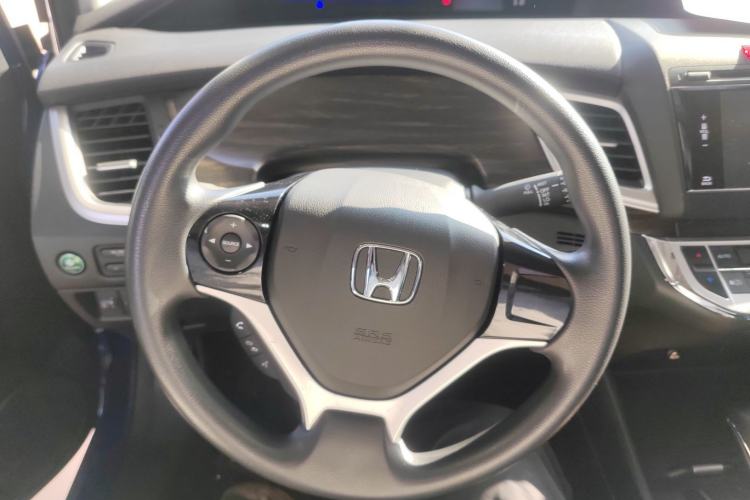 Used Honda Jade 2017 1.8L automatic Comfort version 5 seats
