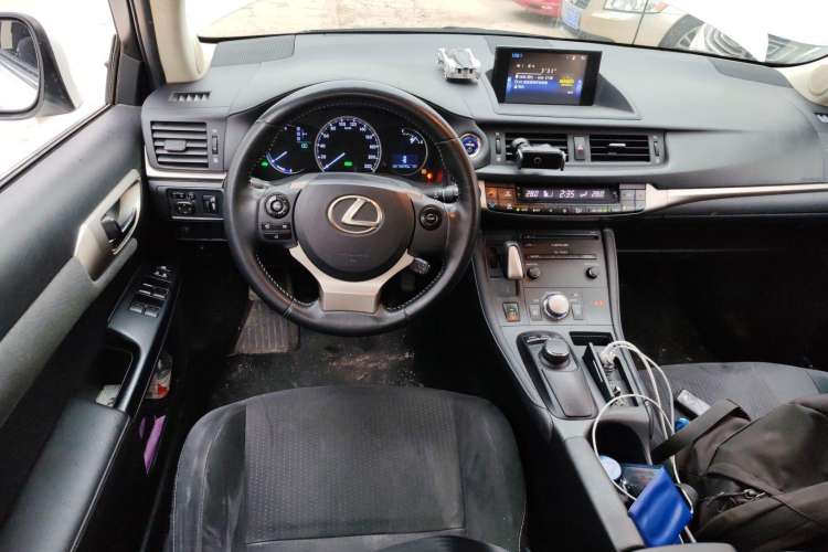 Used Lexus CT 2014 CT200h Comfort Edition Two-Tone
