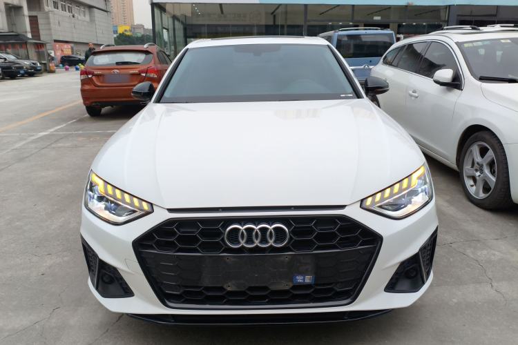 Used Audi A4L 2022 40 TFSI Luxury Dynamic Model
