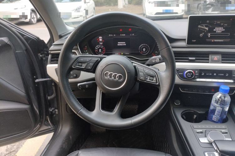 Used Audi A4L 2019 40 TFSI Fashion Edition China VI Emission Standard