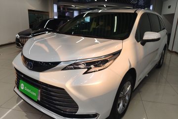 Used Toyota Sienna 2021 2.5L Hybrid Ultimate Edition