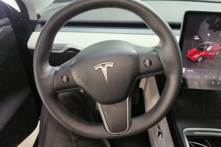 Used Tesla Model Y 2022 Rear-Wheel-Drive Version