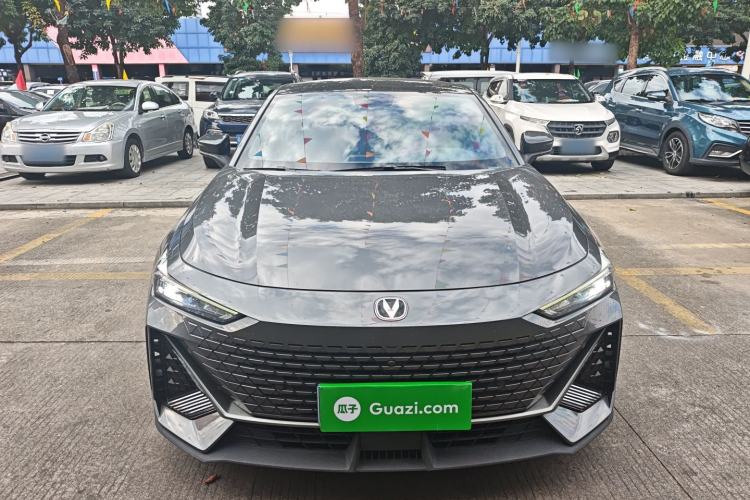 Used Changan UNI-V 2022 1.5T Prestige Version