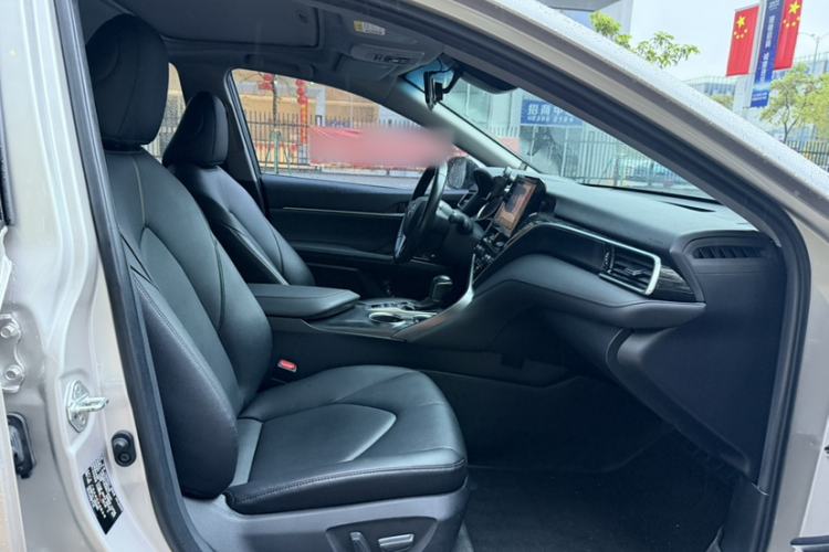 Used Toyota Camry 2021 Dual-Motor 2.5 HGVP Leading Edition
