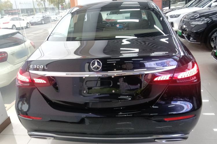 Used Mercedes-Benz E-Class 2023 E 260 L
