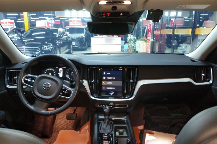 Used Volvo S60 2021 T4 Zhiyuan Luxury Edition