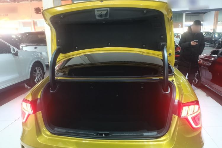 Used Lynk & Co 03 2021 03+ 2.0TD Automatic Wind-Chasing Edition
