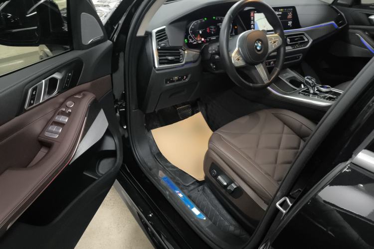 Used BMW X5 2022 Restyled xDrive 30Li Luxury Version M Sport Package