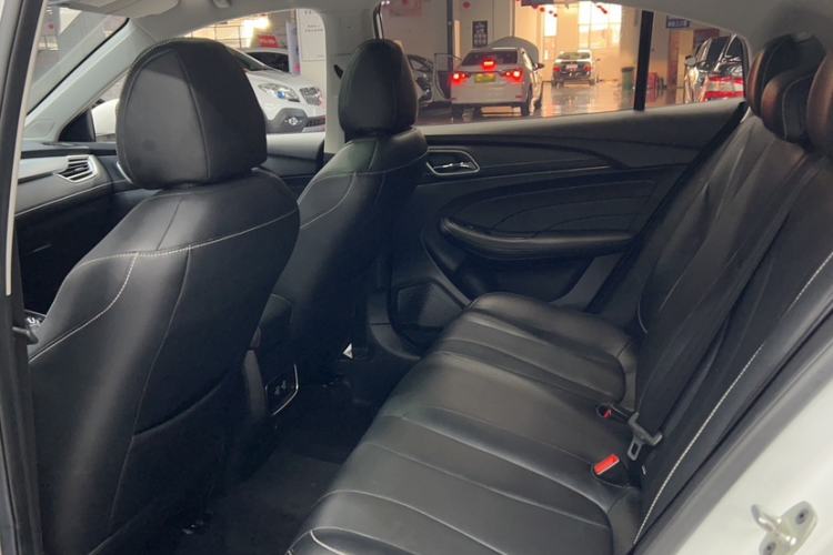 Used Roewe i5 2020 1.5L Automatic 4G Connected Linghao Edition
