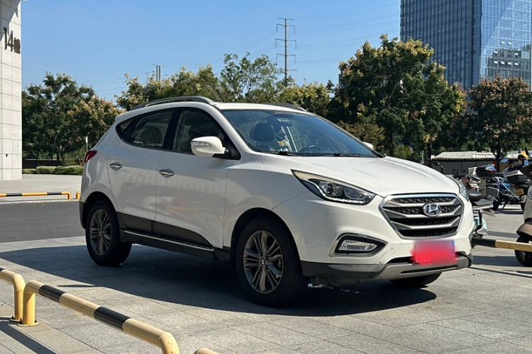 Used Hyundai ix35 2015 2.0L Automatic 2WD Smart Version China V Standard
