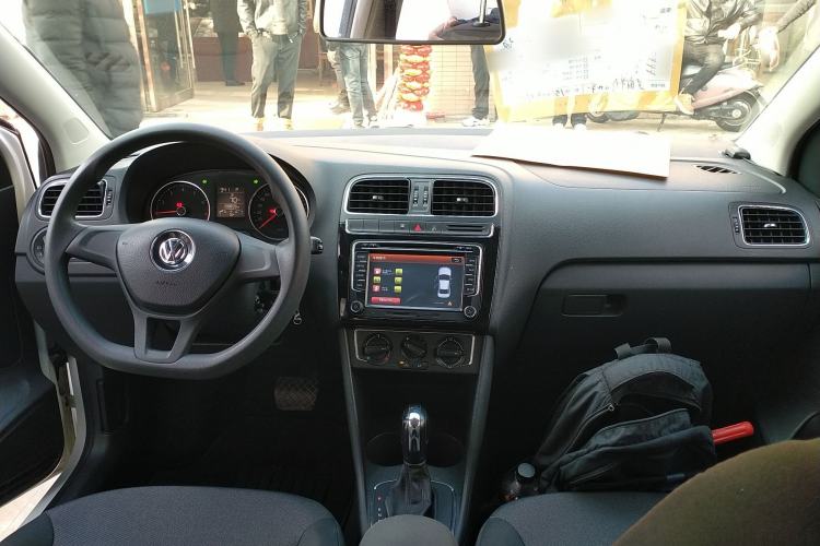 Used Volkswagen Polo 2014 1.6L Automatic Comfort Edition
