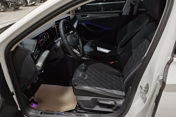 Used Volkswagen Sagitar 2023 300TSI DSG Excellence Edition
