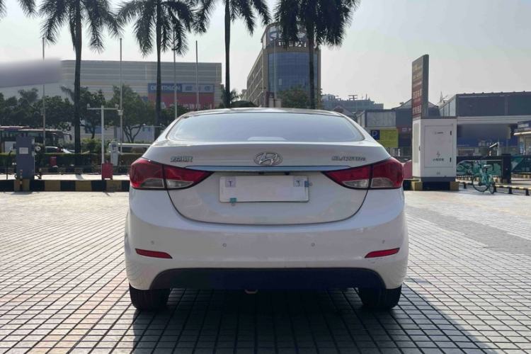 Used Hyundai Elantra 2015 1.6L Automatic Leading Model