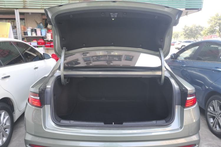 Used Geely Auto Preface 2023 1.5TD Fuyao Version