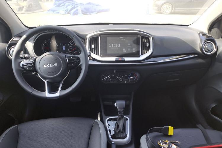 Used Kia Stonic 2021 1.4L CVT Fun Edition
